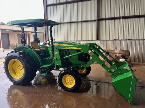 Image of John Deere 5055E equipment image 1