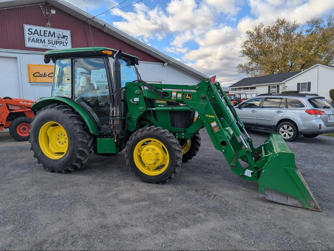 Image of John Deere 5055E Primary image