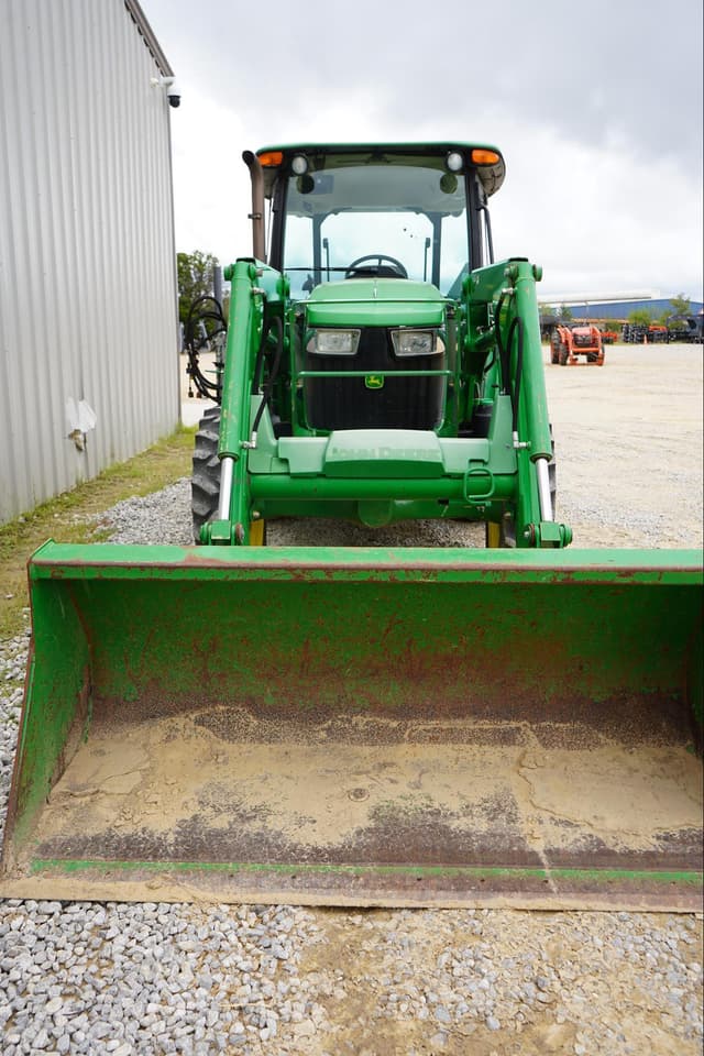 Image of John Deere 5055E equipment image 2