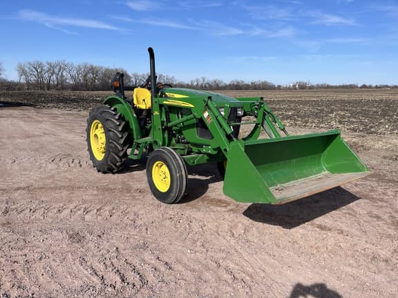 Image of John Deere 5055E equipment image 1