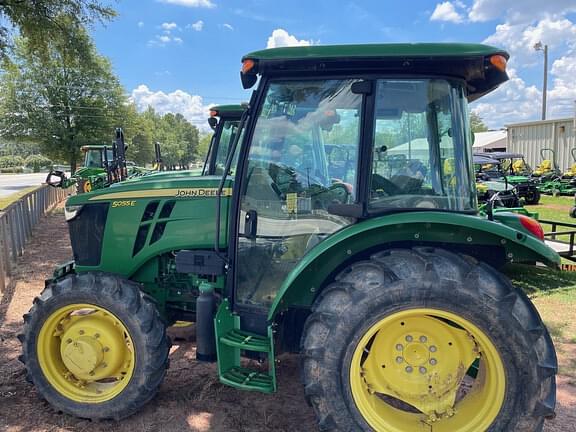 Image of John Deere 5055E Primary image
