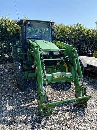 Image of John Deere 5055E equipment image 1