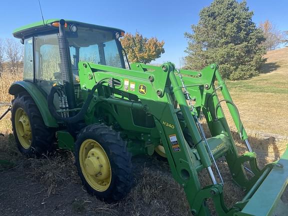 Image of John Deere 5055E Primary image