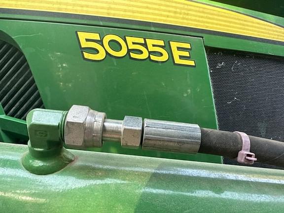 Image of John Deere 5055E equipment image 1