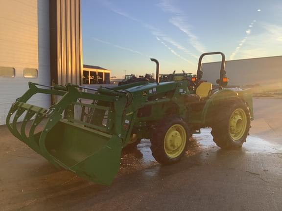 Image of John Deere 5055E equipment image 2