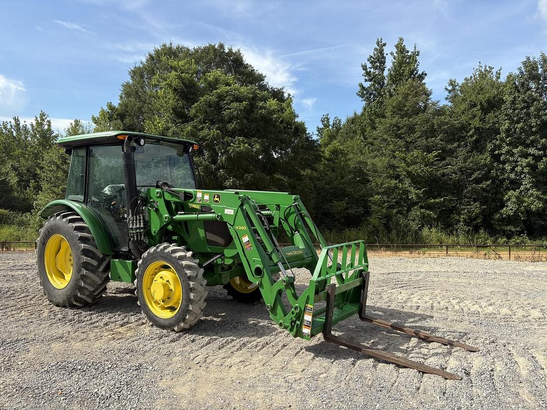 Image of John Deere 5055E Primary image