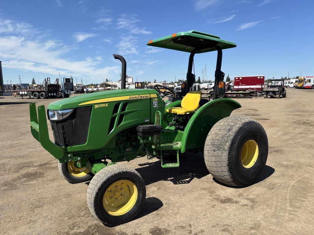 Image of John Deere 5055E Primary image