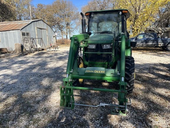 Image of John Deere 5065E equipment image 1