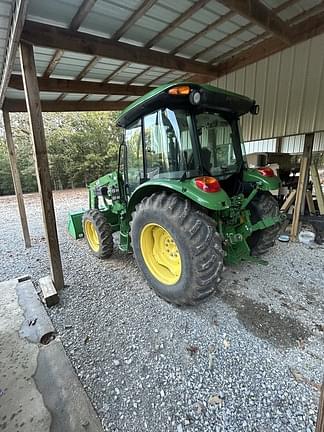 Image of John Deere 5065E equipment image 3