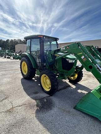 Image of John Deere 5065E equipment image 4