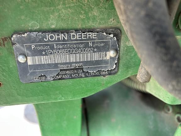 Image of John Deere 5065E equipment image 4