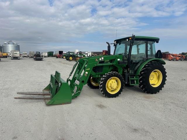 2016 John Deere 5065E Equipment Image0