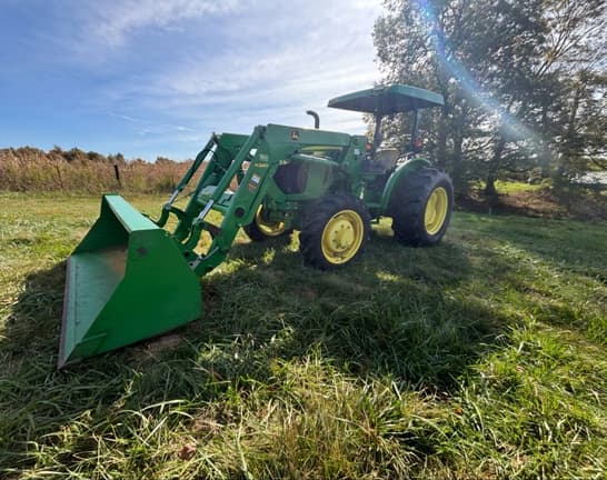 Image of John Deere 5065E equipment image 1