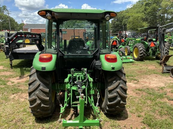 Image of John Deere 5065E equipment image 3