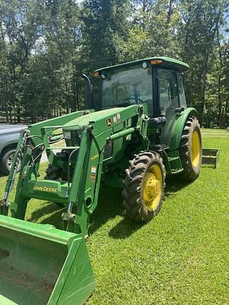 Image of John Deere 5065E equipment image 3