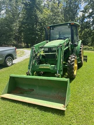 Image of John Deere 5065E equipment image 4