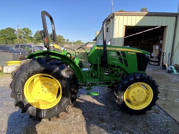 Image of John Deere 5065E Primary image