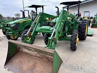 Image of John Deere 5065E equipment image 3