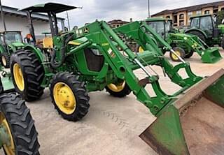 Image of John Deere 5065E equipment image 2