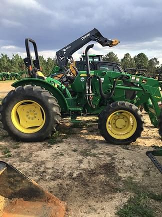 Image of John Deere 5065E equipment image 2