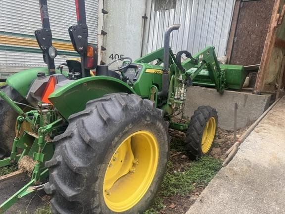 Image of John Deere 5065E equipment image 1