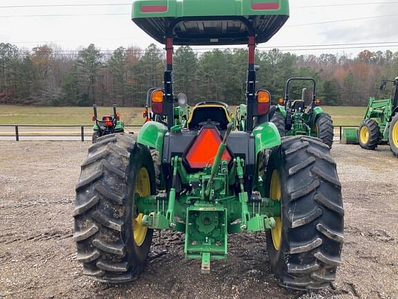 Image of John Deere 5065E equipment image 2