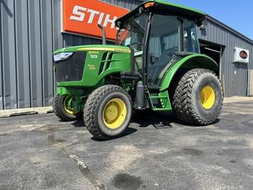 Main image John Deere 5065E