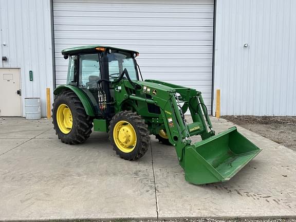 2016 John Deere 5065E Equipment Image0