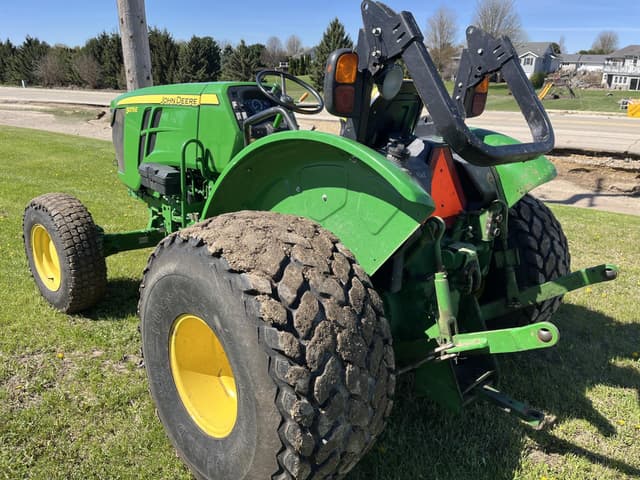 Image of John Deere 5075E equipment image 4