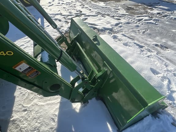 Image of John Deere 5075E equipment image 2