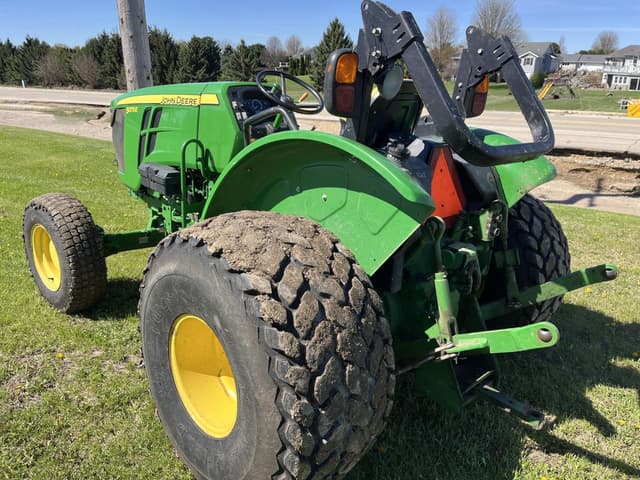 Image of John Deere 5075E equipment image 3