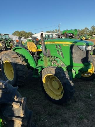 Image of John Deere 5075E equipment image 2