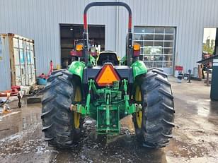 Main image John Deere 5075E 5