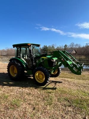 2016 John Deere 5075E Image