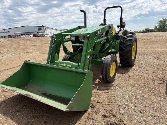 2016 John Deere 5075E Equipment Image0