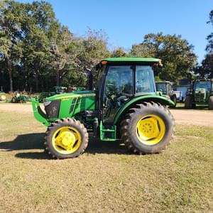 2016 John Deere 5075E Image