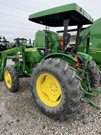 Image of John Deere 5075E equipment image 3