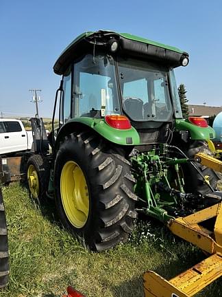 Image of John Deere 5075E equipment image 4