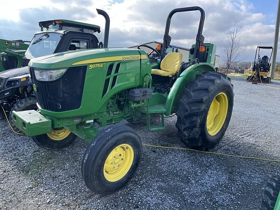 Image of John Deere 5075E Primary image