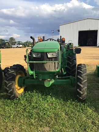 Image of John Deere 5075E equipment image 1
