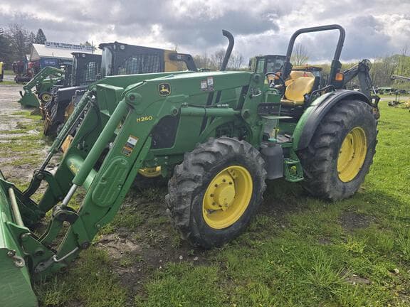 Image of John Deere 5075M equipment image 4