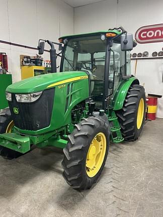 Image of John Deere 5075M Primary image