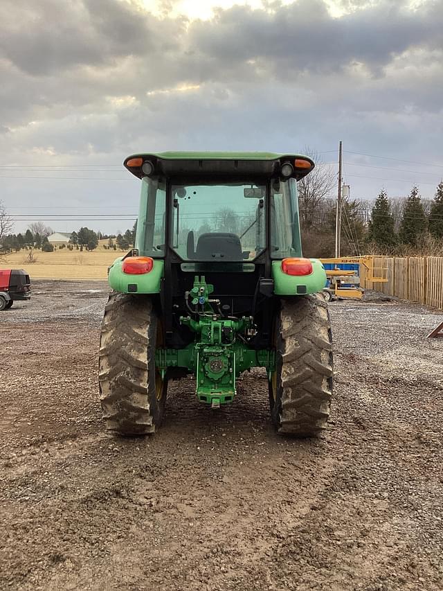 Image of John Deere 5085E equipment image 2