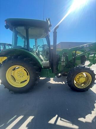 Image of John Deere 5085E Primary image