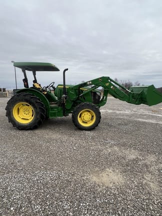 Main image John Deere 5085E
