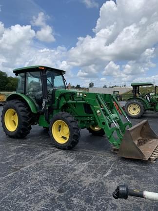 Image of John Deere 5085E equipment image 1