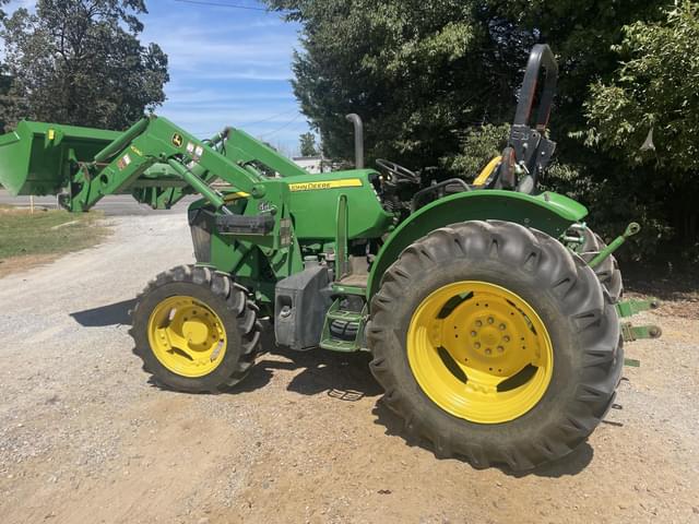 Image of John Deere 5085E equipment image 3
