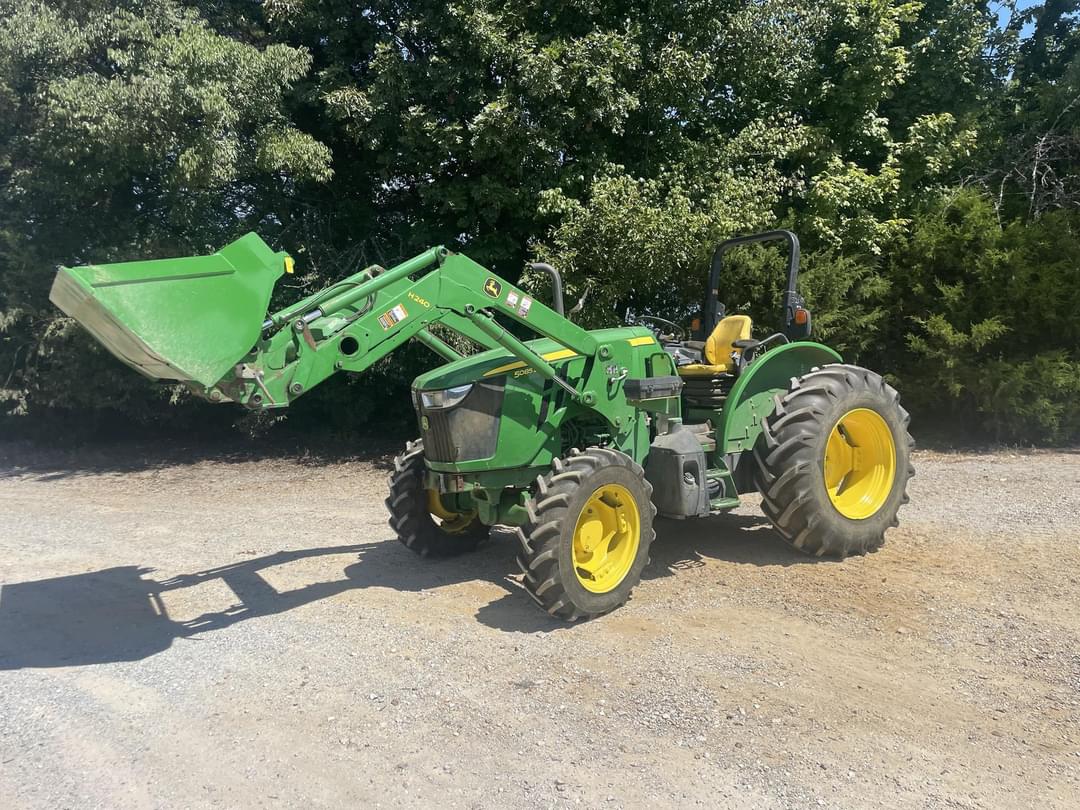 Image of John Deere 5085E Primary image