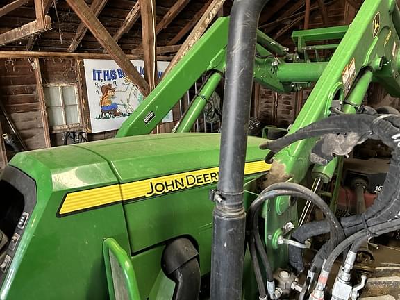 Image of John Deere 5085E equipment image 3