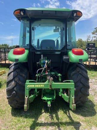 Image of John Deere 5085E equipment image 2